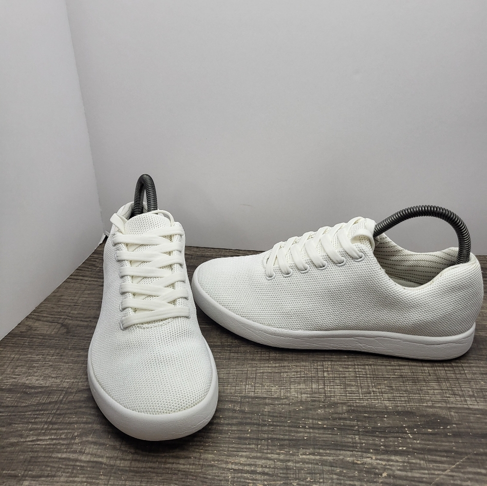 Atoms Shoes White Athletic Running Sneaker Low Top Classic Women 7.5